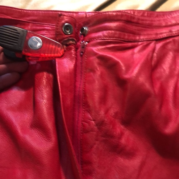 Arin Couture Ltd. Red leather vintage pants sz18/ lined/not hemmed/high waisted - Picture 15 of 15